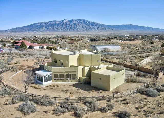 Property at 1731 Carson Rd NE, Rio Rancho, NM 87144, 3 beds, 3 baths