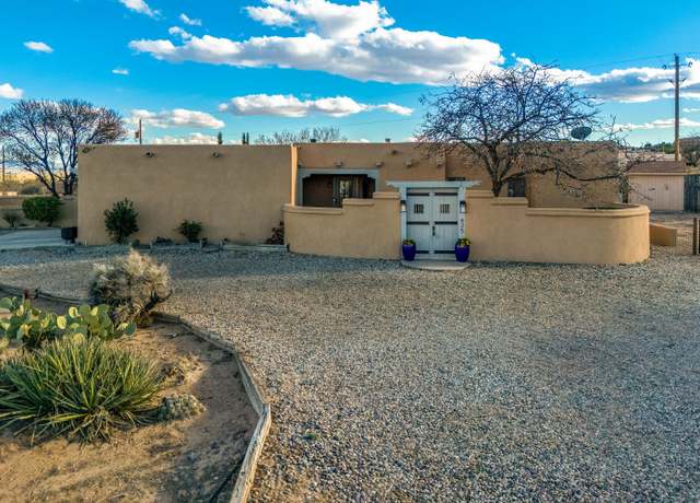 Property at 625 El Camino Arco Iris, Corrales, NM 87048, 5 beds, 3.5 baths