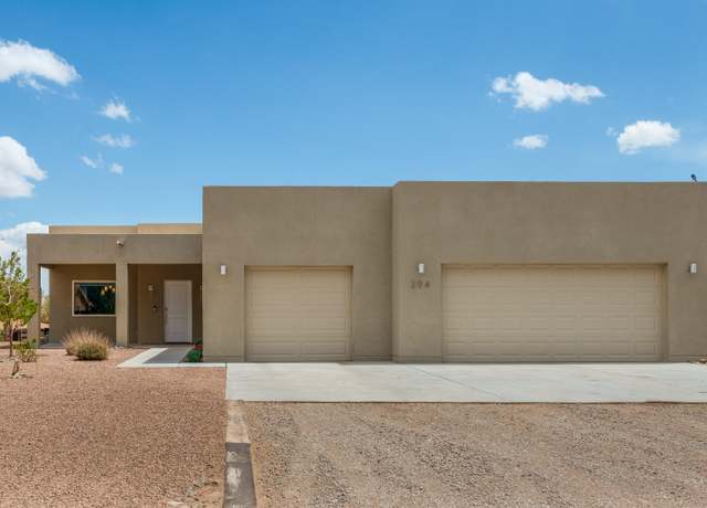 Property at 204 2nd St NE, Rio Rancho, NM 87124, 3 beds, 2 baths
