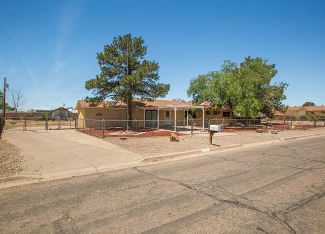 Property at 2209 Yucca St SE, Rio Rancho, NM 87124, 3 beds, 2.5 baths