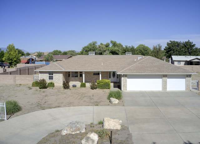 Property at 5401 Don Miguel Pl SW, Albuquerque, NM 87105, 3 beds, 2 baths