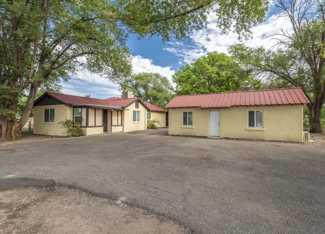 Property at 2929 Floral Rd NW, Albuquerque, NM 87104, 3 beds, 2 baths