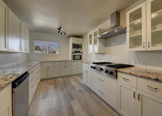 Property at 438 Morningside Dr NE, Albuquerque, NM 87108, 3 beds, 2 baths