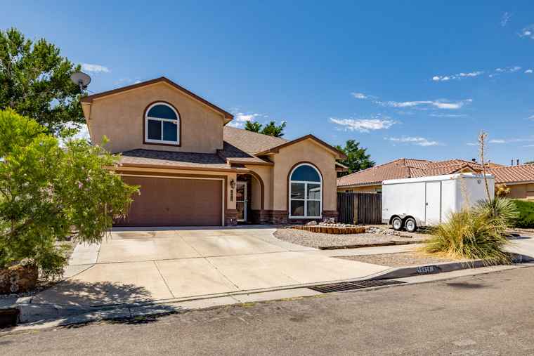 Photo of 10414 San Gregorio Dr NW Albuquerque, NM 87114