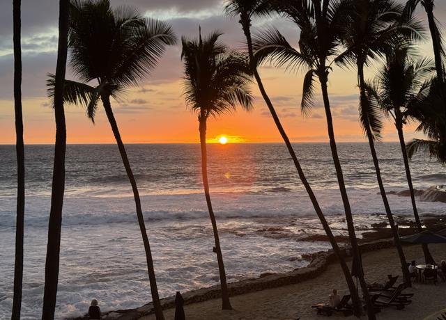 Property at 75-6106 Alii Dr #208, Kailua-kona, HI 96740, 2 beds, 2 baths