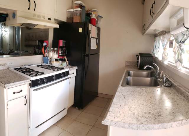 Property at 75-5724 Alahou St Unit 202A, Kailua-kona, HI 96740, 1 bed, 1 bath