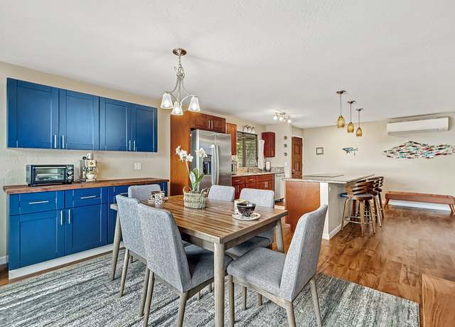Property at 73-1404 Kaiminani Dr, Kailua-kona, HI 96740, 3 beds, 2 baths