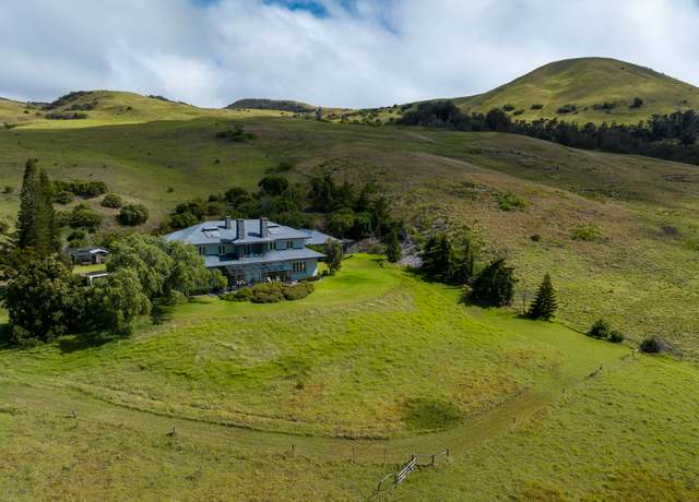 Property at 65-1508 Kawaihae Rd, Kamuela, HI 96743, 5 beds, 5.5 baths