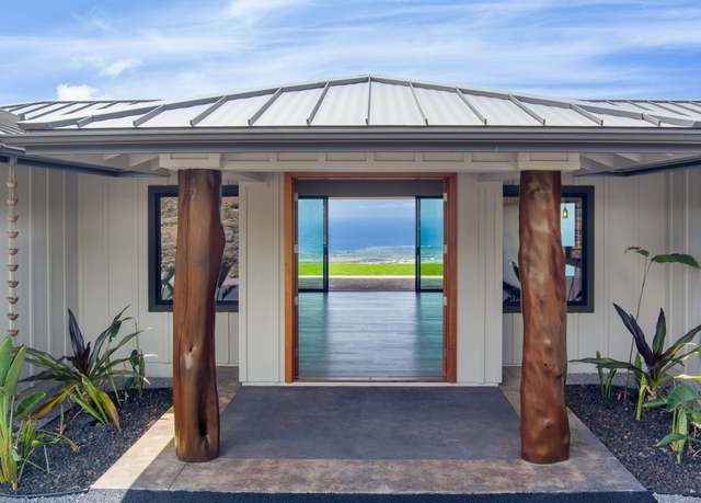 Property at 73-4497 Aloha Pl, Kailua-kona, HI 96740, 4 beds, 3.5 baths