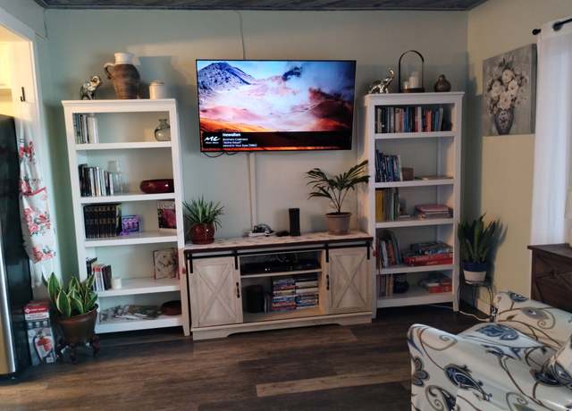 Property at 75-5719 Alii Dr #318, Kailua-kona, HI 96740, 1 bed, 1 bath