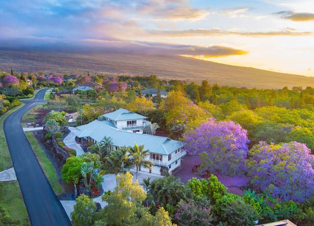 Property at 71-1410 Puu Kamanu Ln, Kailua-kona, HI 96740, 4 beds, 5 baths
