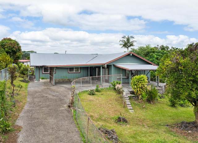 Property at 15 Kaulana St, Hilo, HI 96720, 3 beds, 2 baths