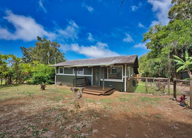 Property at 45-467 Ilima St, Honokaa, HI 96727, 2 beds, 1 bath