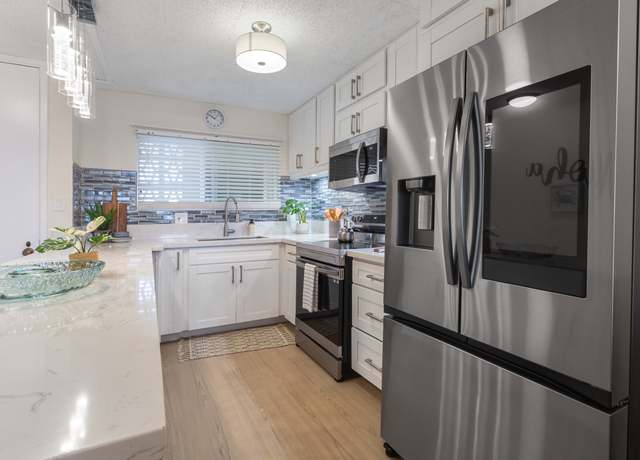 Property at 469 Ena Rd #2702, Honolulu, HI 96815, 2 beds, 2 baths