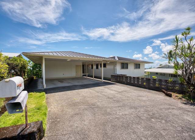 Property at 195 Lahaina St, Hilo, HI 96720, 5 beds, 3.5 baths