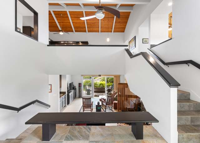 Property at 73-4914 Anini St, Kailua-kona, HI 96740, 3 beds, 2.5 baths