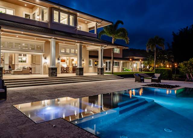 Property at 28-3320 Beach Rd, Pepeekeo, HI 96783, 8 beds, 7.5 baths