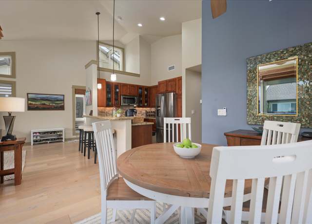 Property at 75-6025 Alii Dr Unit O202, Kailua-kona, HI 96740, 2 beds, 2 baths