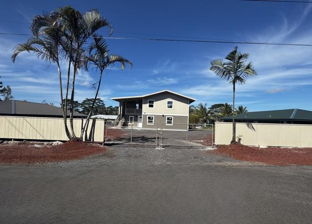 Property at 16-2045 Hanale Dr, Pahoa, HI 96778, 3 beds, 3 baths