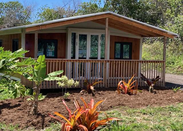 Property at 94-6317 Puka St, Naalehu, HI 96772, 2 beds, 1 bath