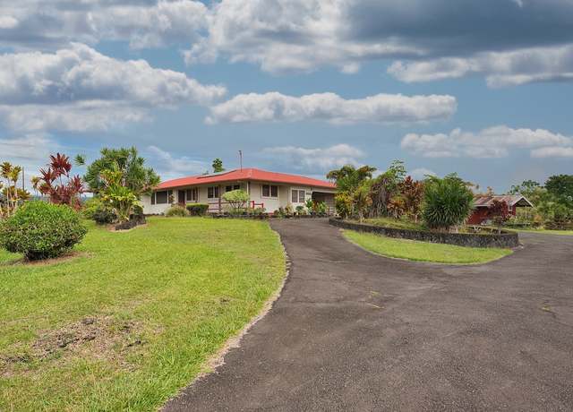 Property at 870 Kawailani St, Hilo, HI 96720, 3 beds, 2 baths