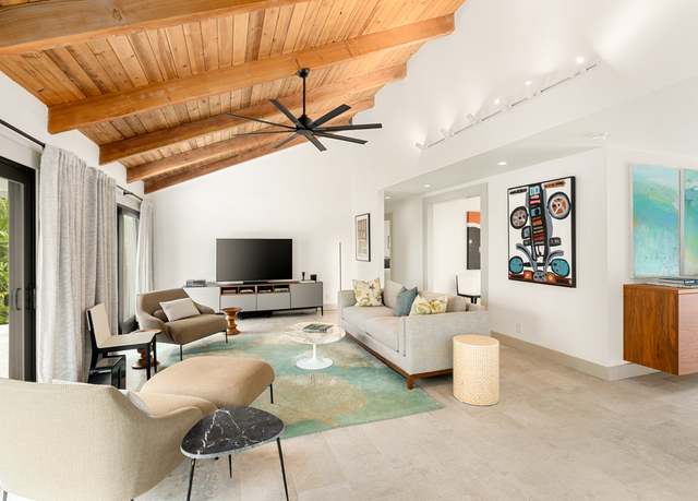 Property at 75-319 Nani Kailua Dr, Kailua-kona, HI 96740, 3 beds, 2 baths