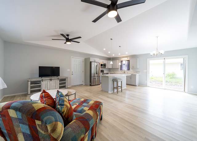 Property at 15-2806 Manalo St, Pahoa, HI 96778, 3 beds, 2 baths
