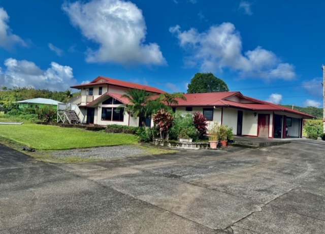 Property at 17-752-A Ala Loop, Mountain View, HI 96771, 6 beds, 4 baths
