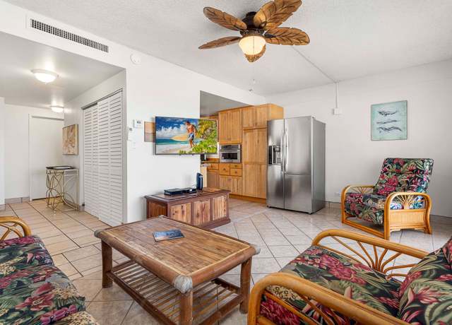 Property at 75-5719 Kona Plz #203, Kailua-kona, HI 96740, 1 bed, 1 bath