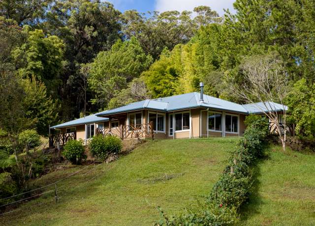 Property at 44-4766 Waikaalulu Rd, Honokaa, HI 96727, 3 beds, 3.5 baths