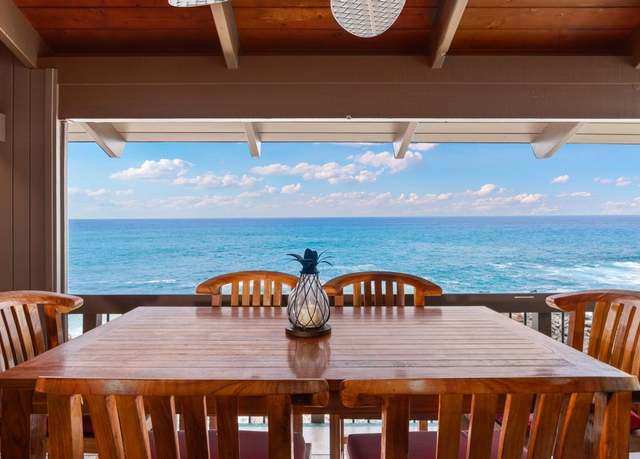Property at 78-261 Manukai St #2204, Kailua-kona, HI 96740, 3 beds, 3 baths
