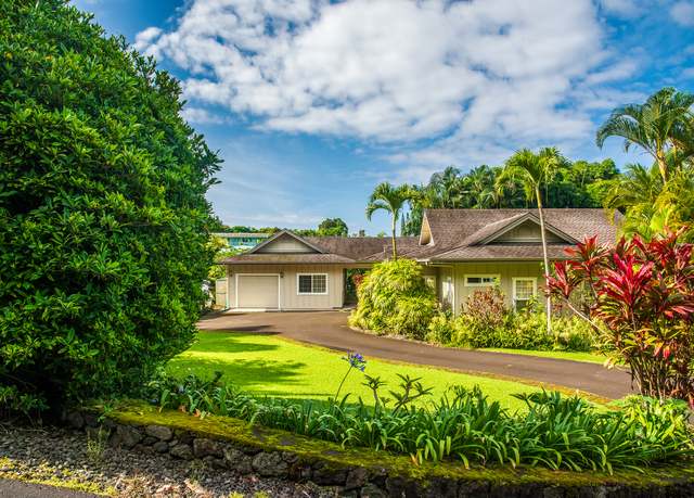 Property at 75-5792 Mamalahoa Hwy, Holualoa, HI 96725, 2 beds, 2 baths