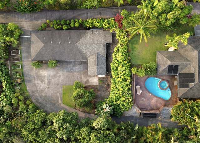 Property at 74-4967 Kiwi St, Kailua-kona, HI 96740, 4 beds, 4 baths