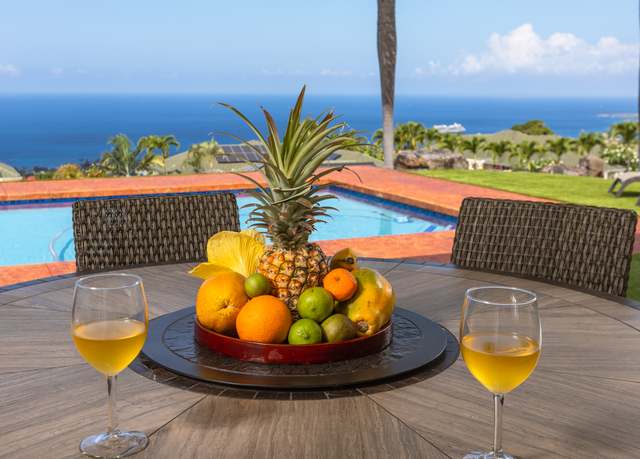 Property at 76-872 Manu O KU Pl, Kailua-kona, HI 96740, 3 beds, 2.5 baths