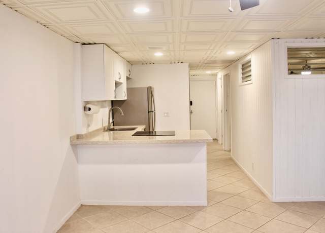 Property at 75-5719 Kona Plz #119, Kailua-kona, HI 96740, 1 bed, 1 bath