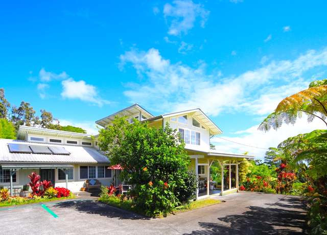 Property at 564 Hoaka Rd, Hilo, HI 96720, 9 beds, 5 baths