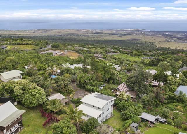 Property at 72-1010 Puukala Rd, Kailua-kona, HI 96740, 4 beds, 3 baths