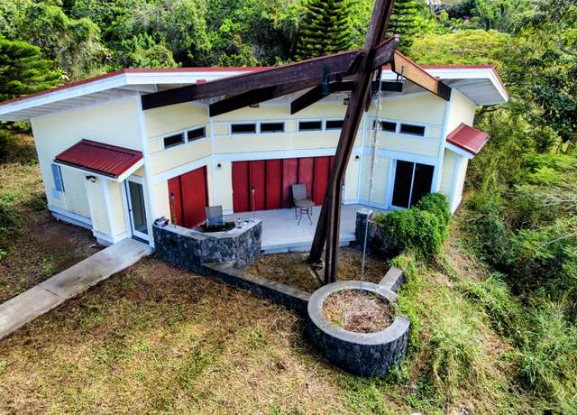 Property at 89-1156 Omokaa Pl, Captain Cook, HI 96704, 2 beds, 2 baths