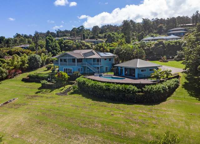 Property at 73-4566 Kukuki St, Kailua-kona, HI 96740, 4 beds, 5 baths