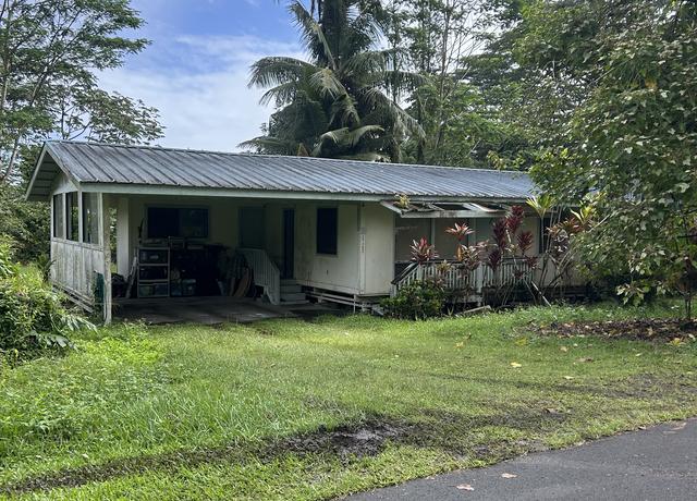 Property at 15-2697 Hinalea St, Pahoa, HI 96778, 3 beds, 1 bath