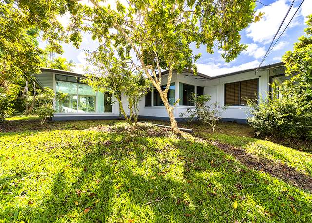 Property at 412 Mehana Pl, Hilo, HI 96720, 3 beds, 3 baths