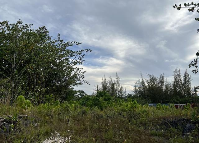 Property at 15-1702 1st Ave, Keaau, HI 96749
