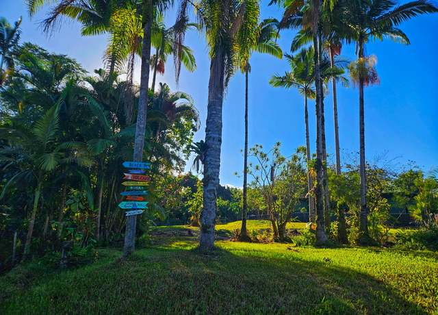 Property at 173 Opio Rd, Hilo, HI 96720, 5 beds, 5 baths
