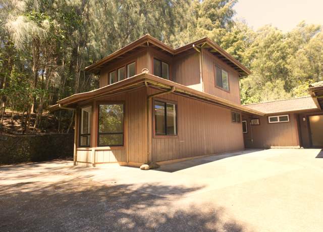 Property at 55-3368 Puu Mamo Dr, Hawi, HI 96719, 4 beds, 4 baths