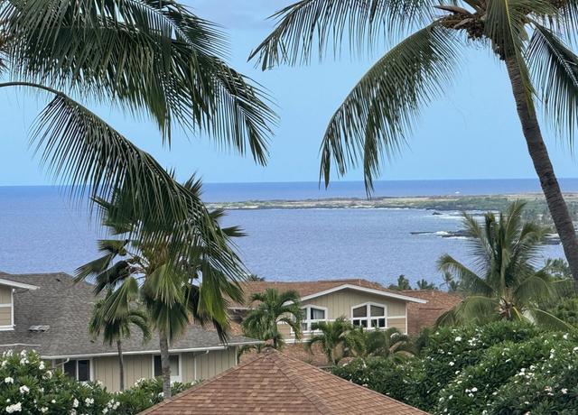 Property at 75-6060 Kuakini Hwy Unit E4, Kailua-kona, HI 96740, 3 beds, 3 baths