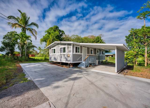 Property at 664 Hinano St, Hilo, HI 96720, 3 beds, 1 bath