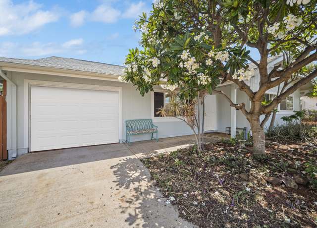 Property at 3574 Pilialoha St, Hanapepe, HI 96716, 3 beds, 1.5 baths