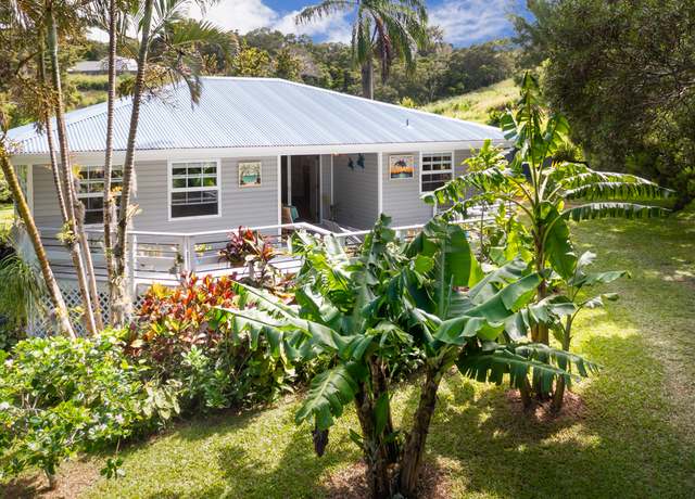 Property at 55-746-A Hawi Rd Unit B, Hawi, HI 96719, 1 bed, 1.5 baths