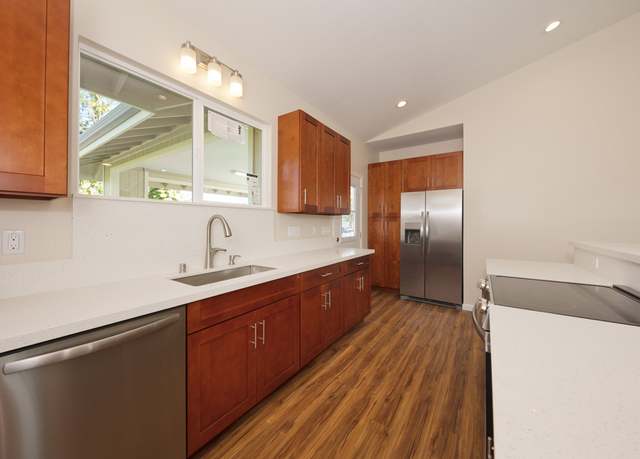 Property at 16-2127 Silversword Dr, Pahoa, HI 96778, 3 beds, 2 baths