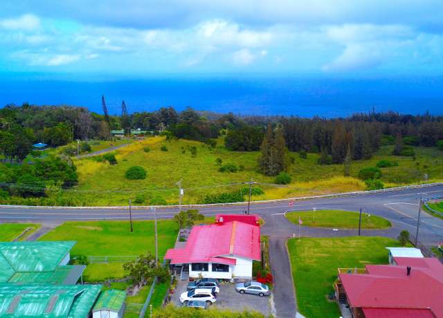 Property at 45-3321 Mamane St, Honokaa, HI 96727, 4 beds, 2.5 baths